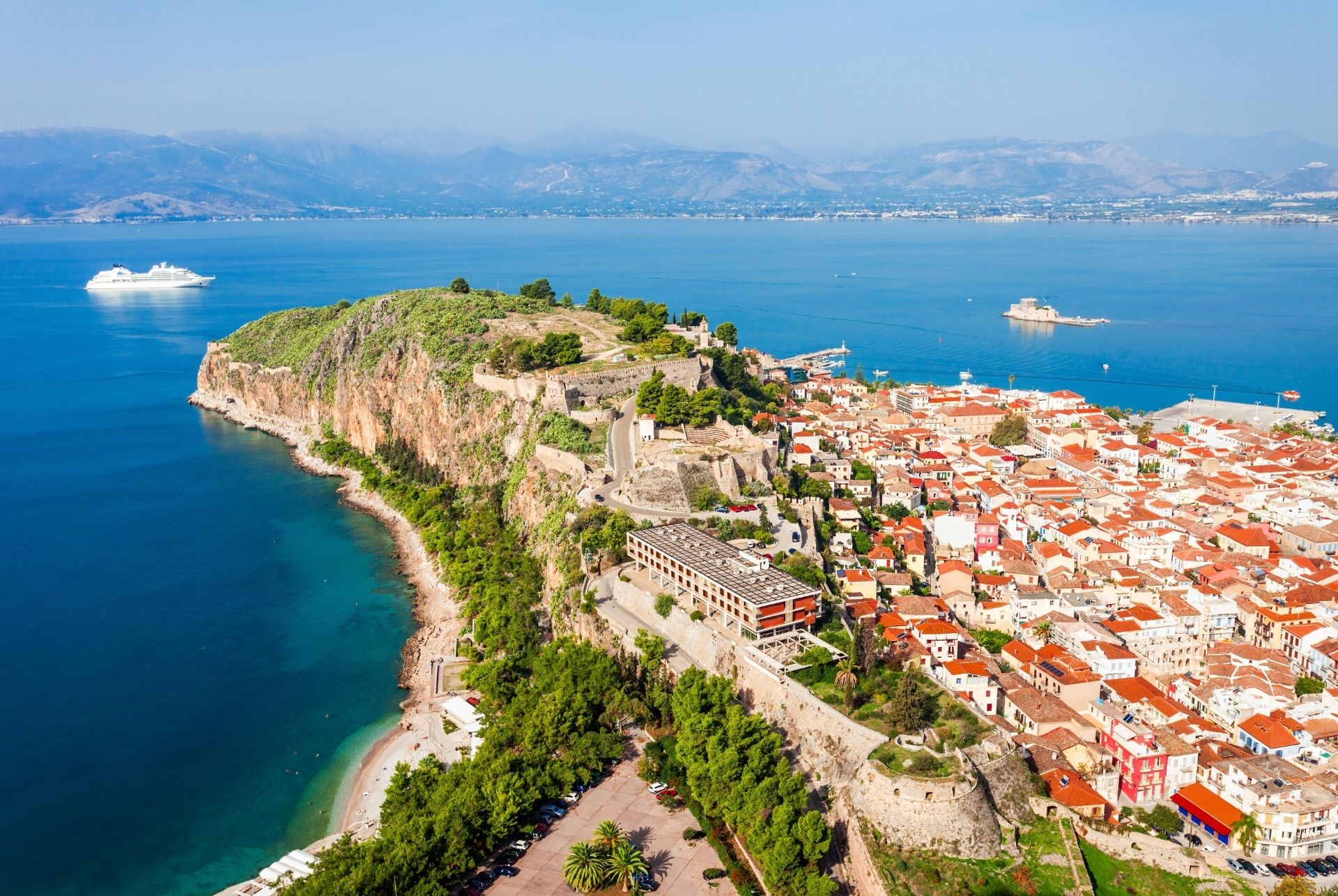 Μυκήνες, Επίδαυρος, Ναύπλιο, Δημητσάνα & Φαράγγι Λούσιου (3 Ημέρες) – Γνωρίστε την Ιστορική Καρδιά της Πελοποννήσου
